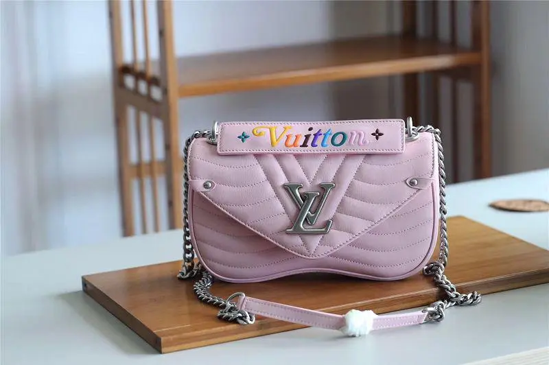 2018 Premium New Wave Chain Bag MM-Smoothie Pink M51944