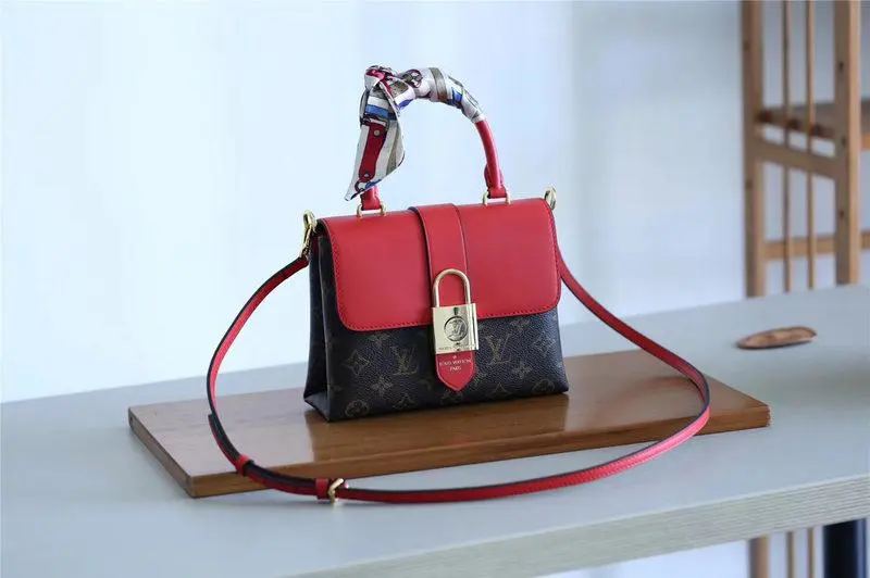 2018 Premium One Handle Flap Bag M43124