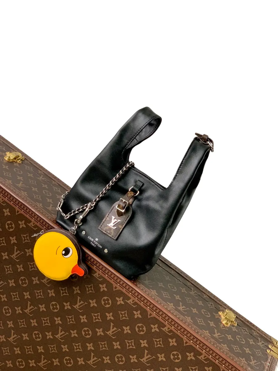 Atlantis BB Handbag-Black M11387-Black