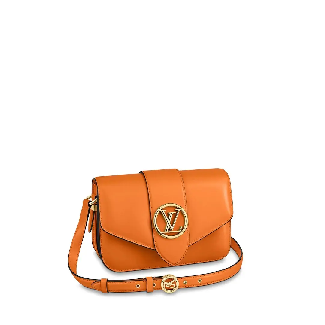 LV Circle LV Pont 9-Gold M55946