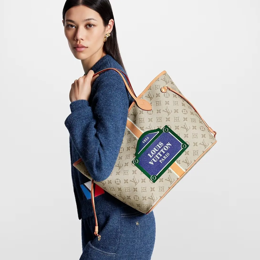 Paris Neverfull MM Tote Bag M23501